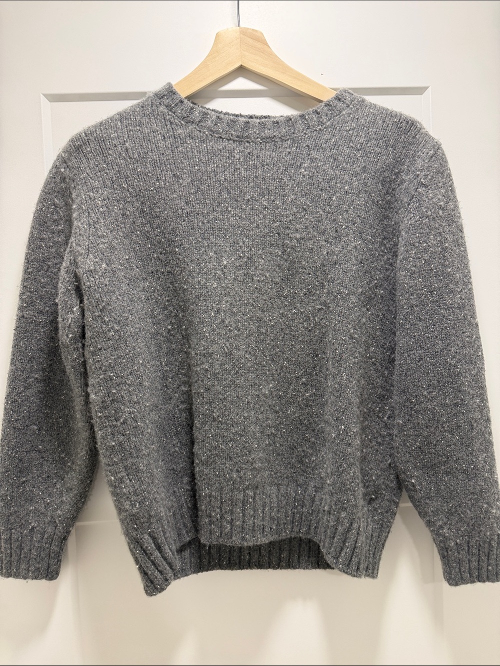 Orvis Women’s Wool Crewneck Sweater Charcoal Gray Heather Size L